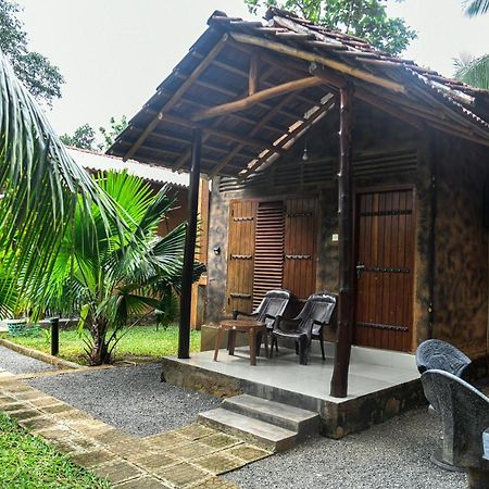 Clay House Otel Udawalawe Dış mekan fotoğraf