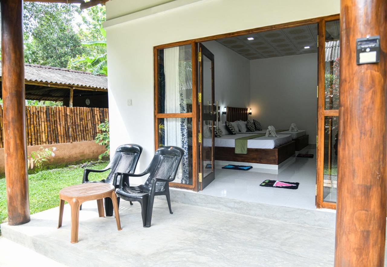 Clay House Otel Udawalawe Dış mekan fotoğraf